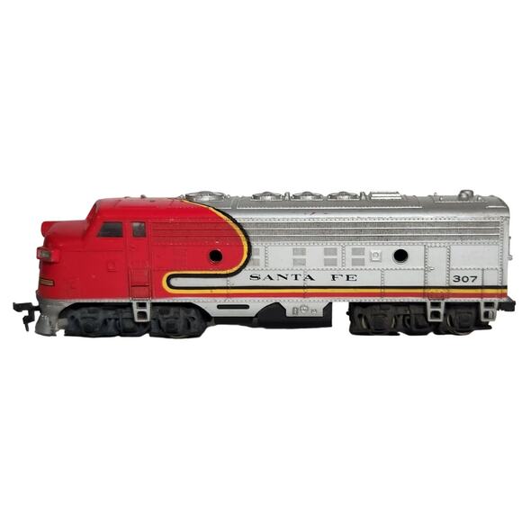 Bachmann Vintage Santa Fe Ho Scale Locomotive #307 Pre-owned - Picture 1 of 7